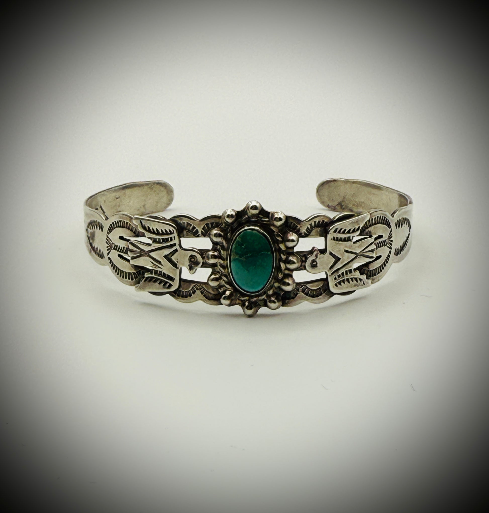 Vintage Fred Harvey Era Coin Silver Cuff Bracelet – Turquoise & Arrow Design