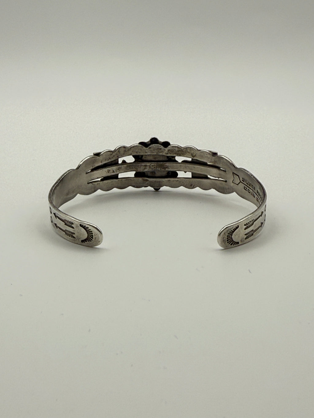 Vintage Fred Harvey Era Coin Silver Cuff Bracelet – Turquoise & Arrow Design