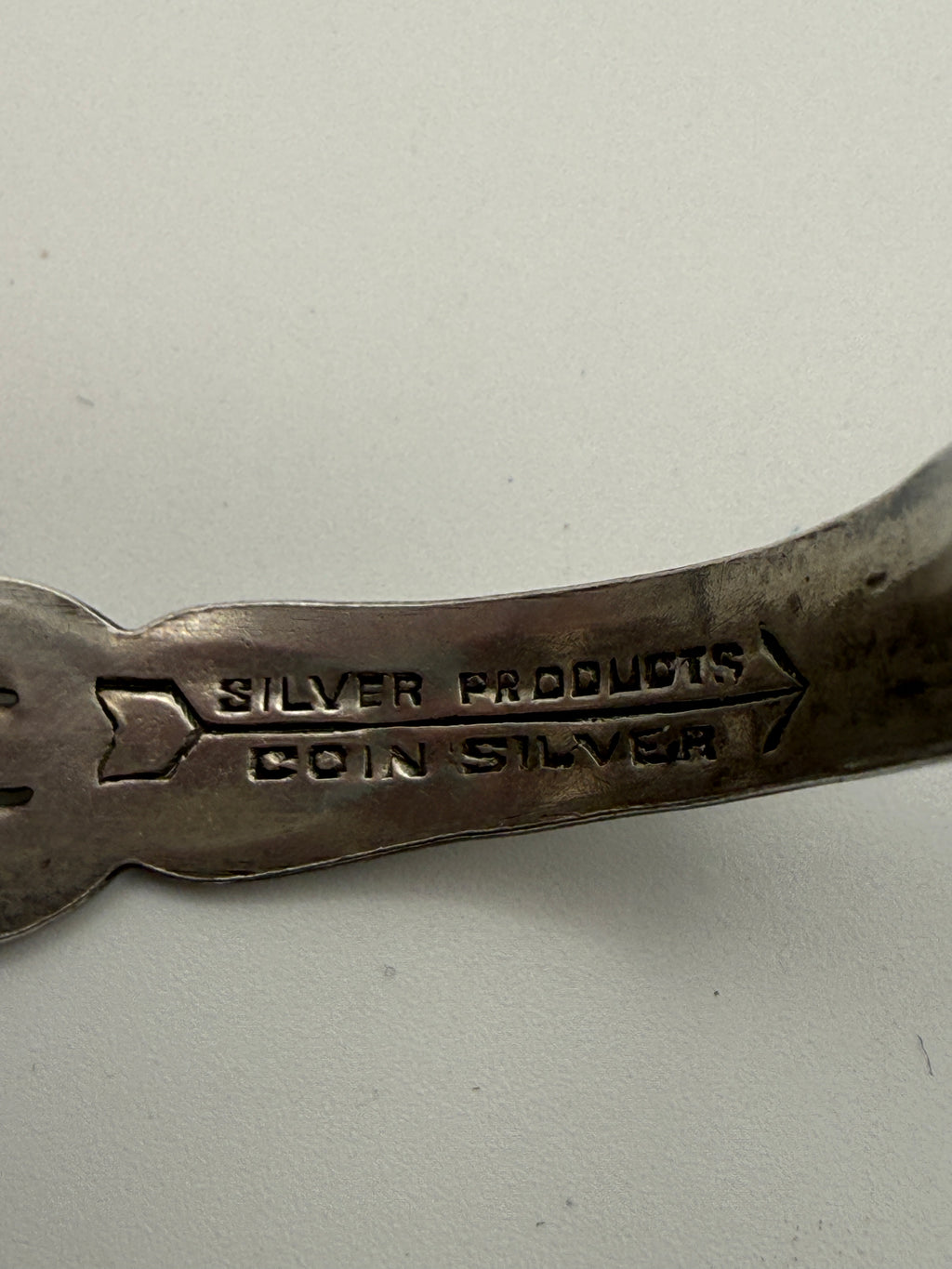 Vintage Fred Harvey Era Coin Silver Cuff Bracelet – Turquoise & Arrow Design