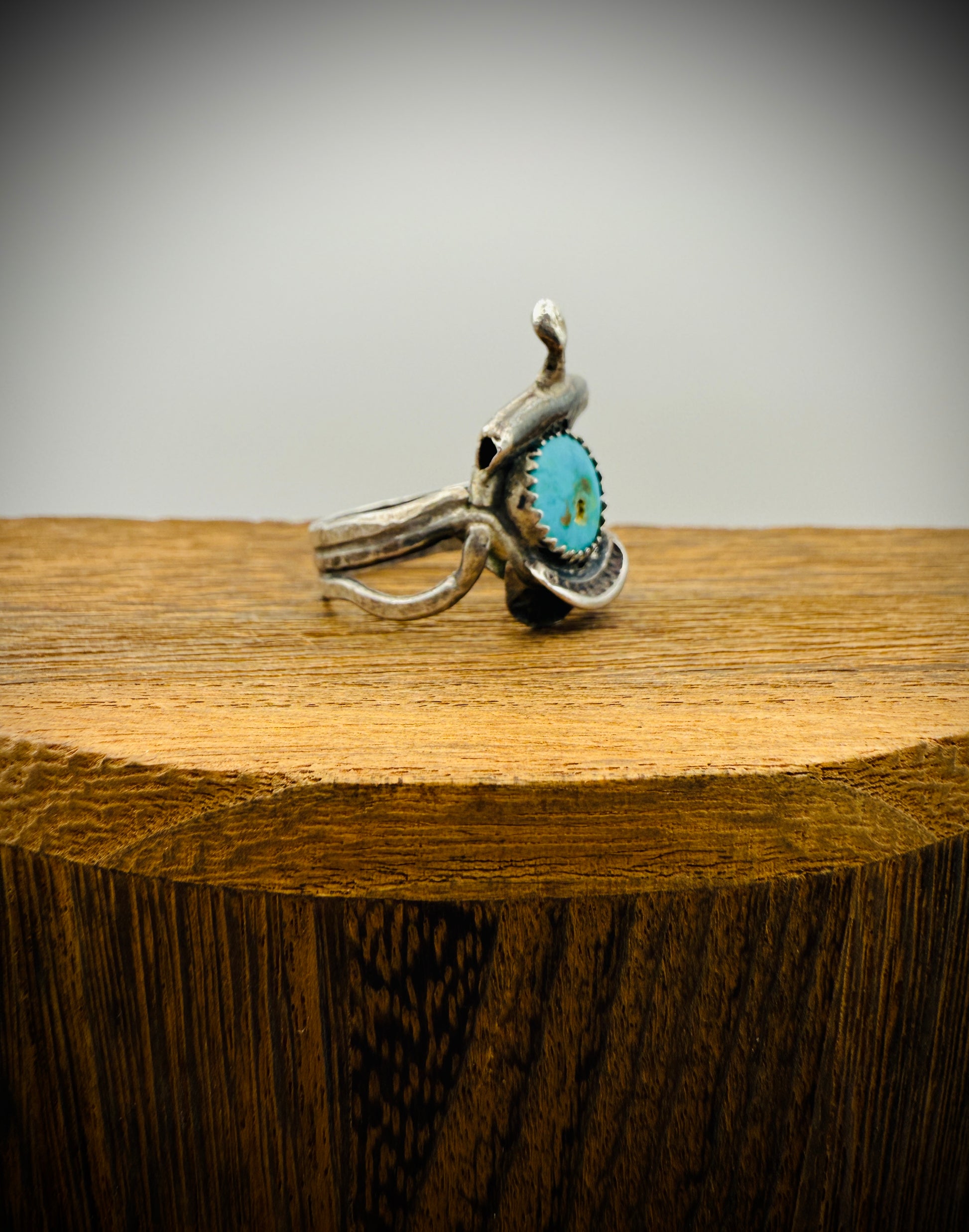 RARE Vintage Navajo Sterling Saddle Ring | Size 10.5 | Natural Turquoise | Artist-Stamped “KEE”