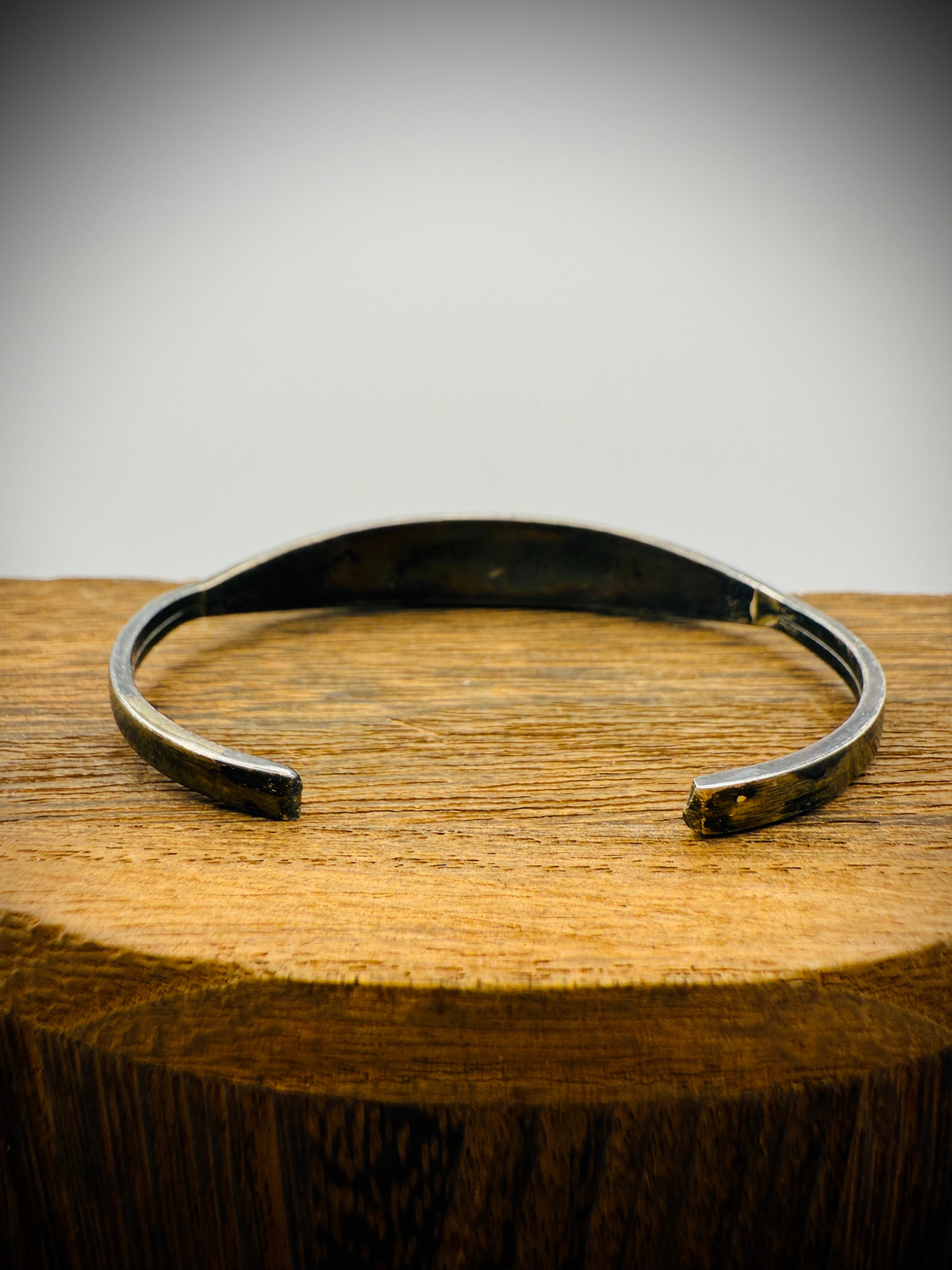 Vintage Zuni Inlay Cuff – Signed Pat & Lena Tsethlikai