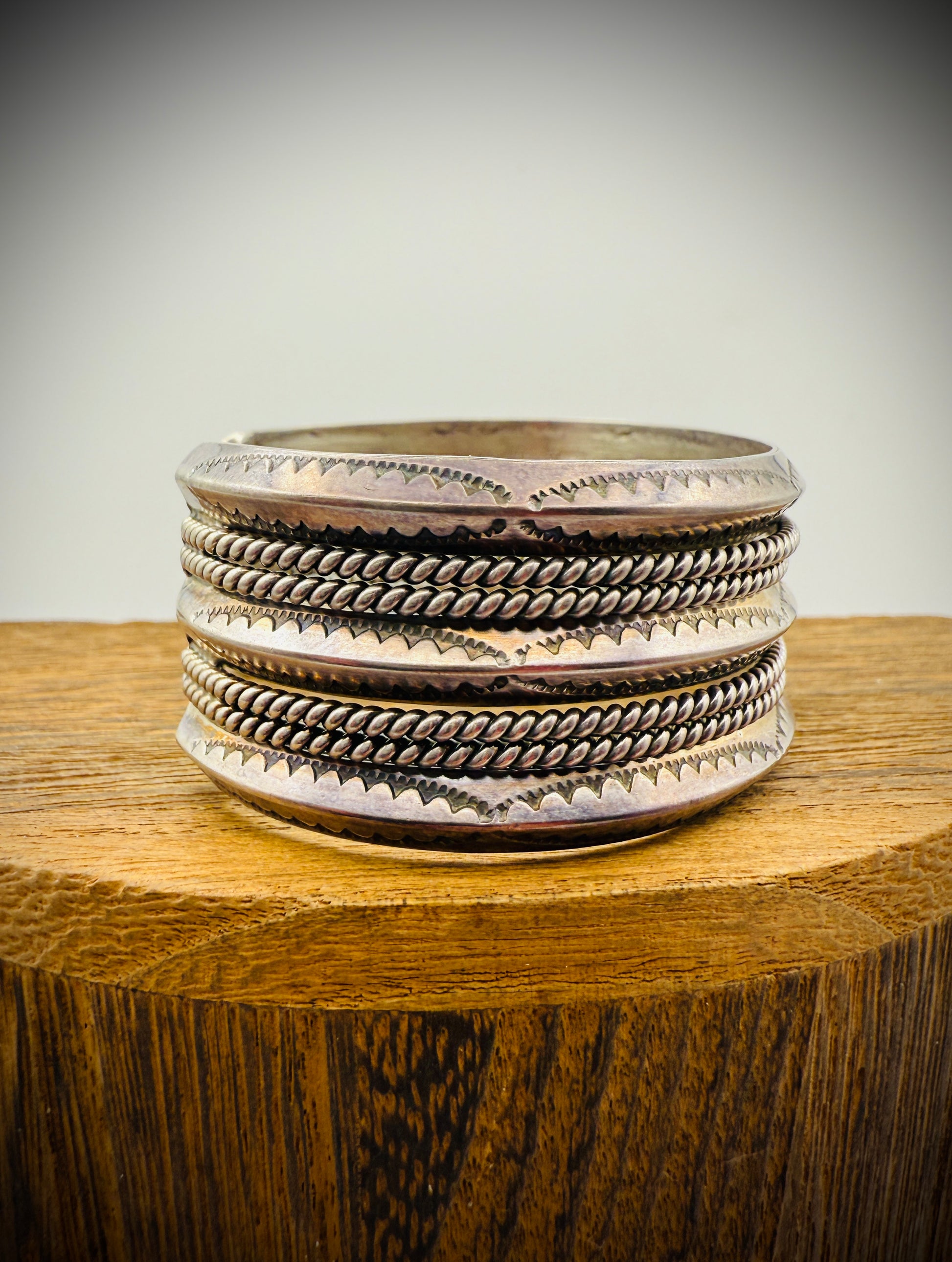 Navajo Sterling Silver Cuff – Signed Tahe – Twist Wire Design – Size 6.25