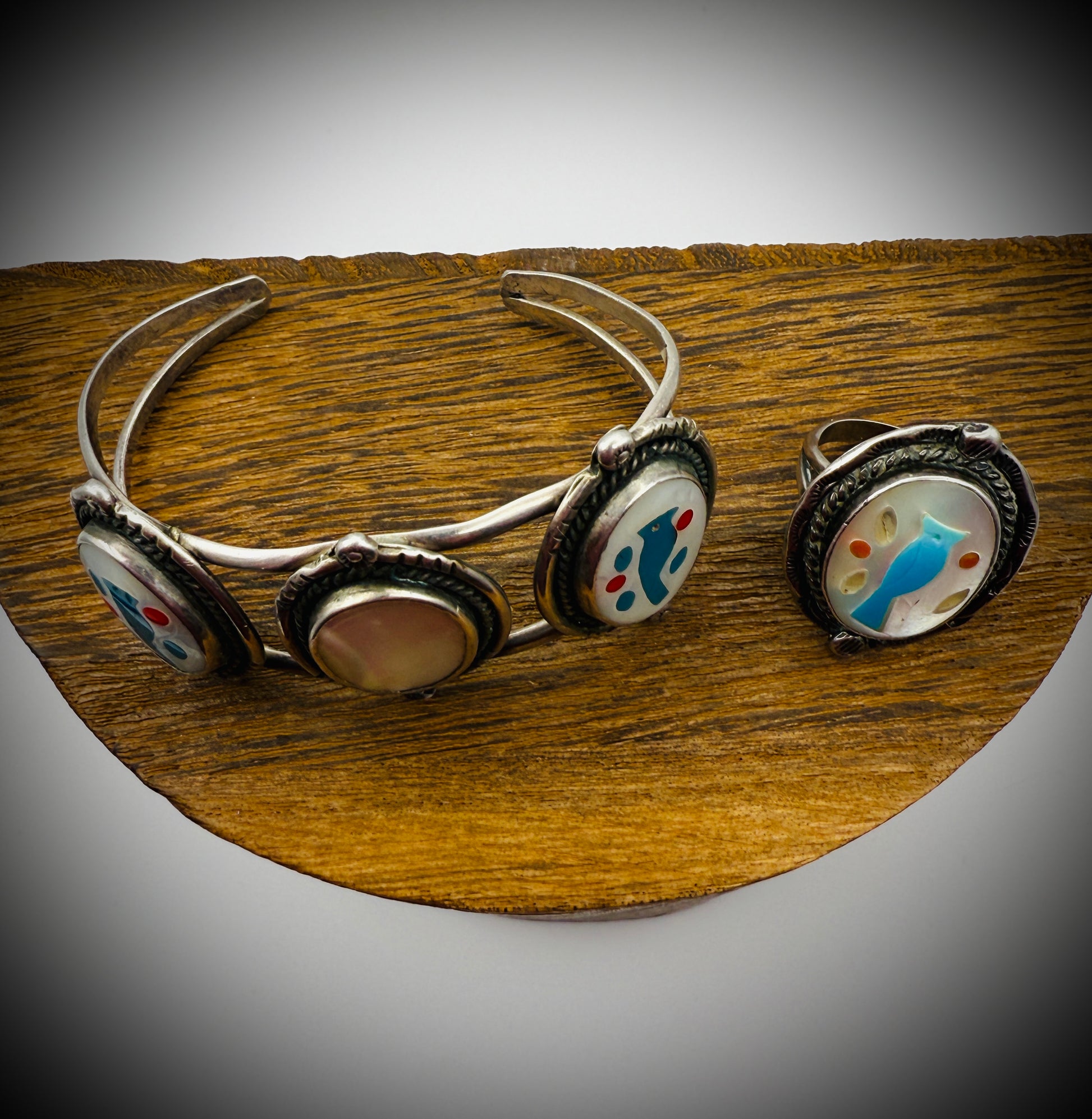 Vintage Zuni Sterling Silver Inlay Cuff & Ring Set – Bird Motif