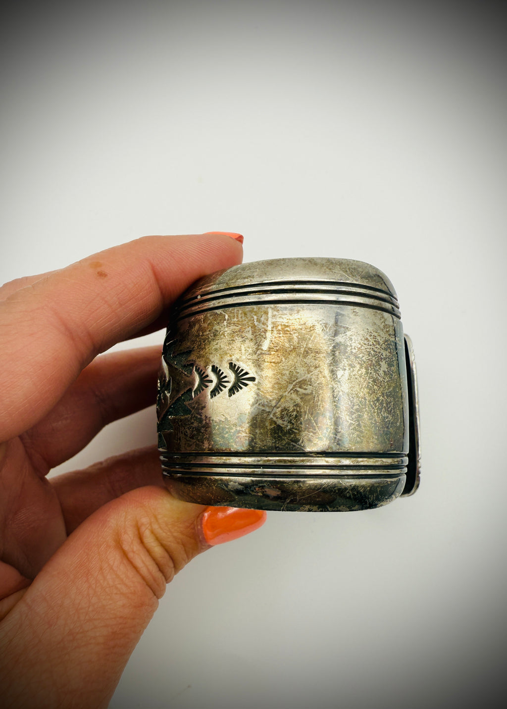 Vintage Navajo Sterling Silver Cuff – Signed Thomas Singer