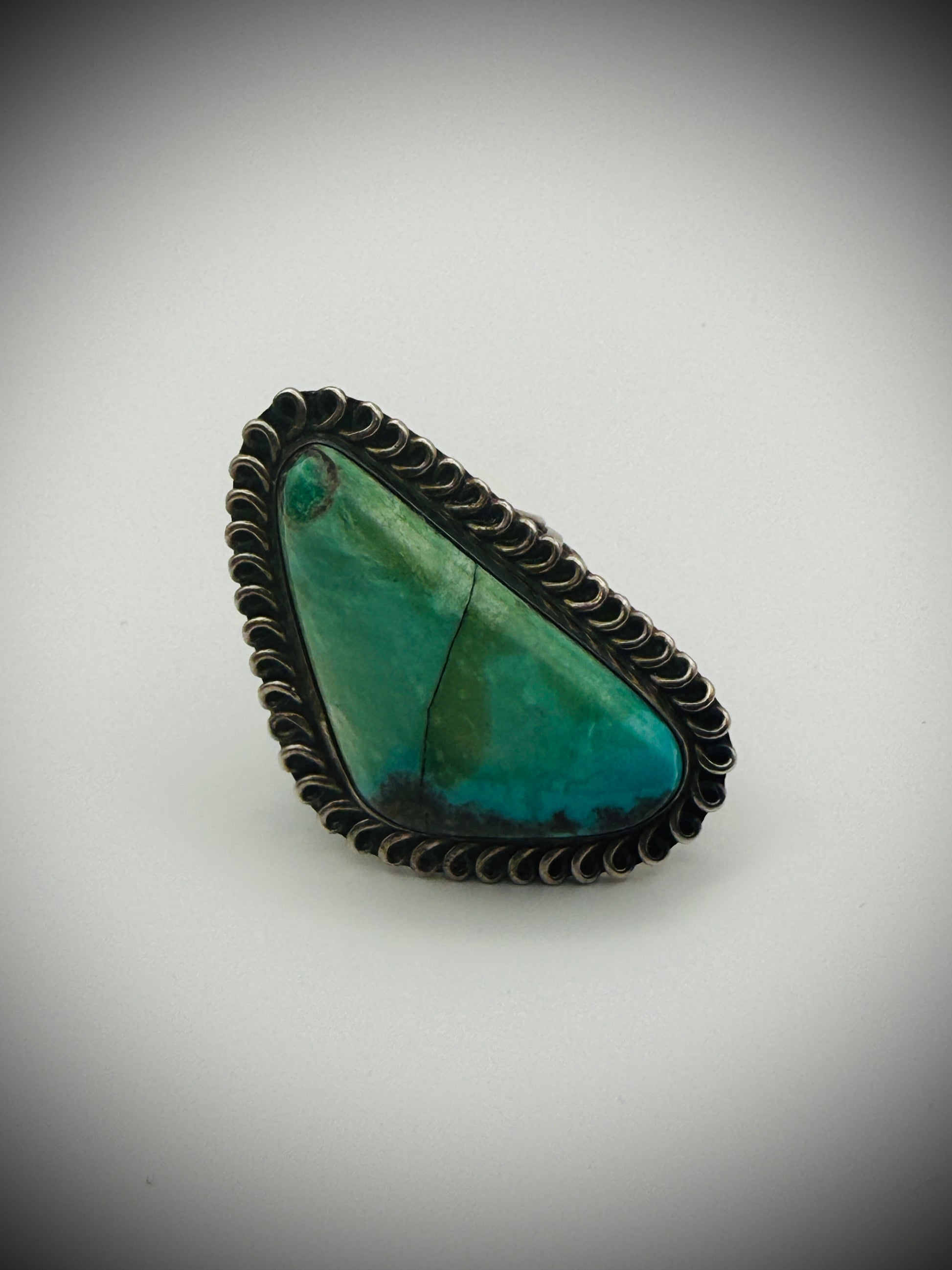 Vintage Sterling Silver Turquoise Statement Ring – Size 7.75