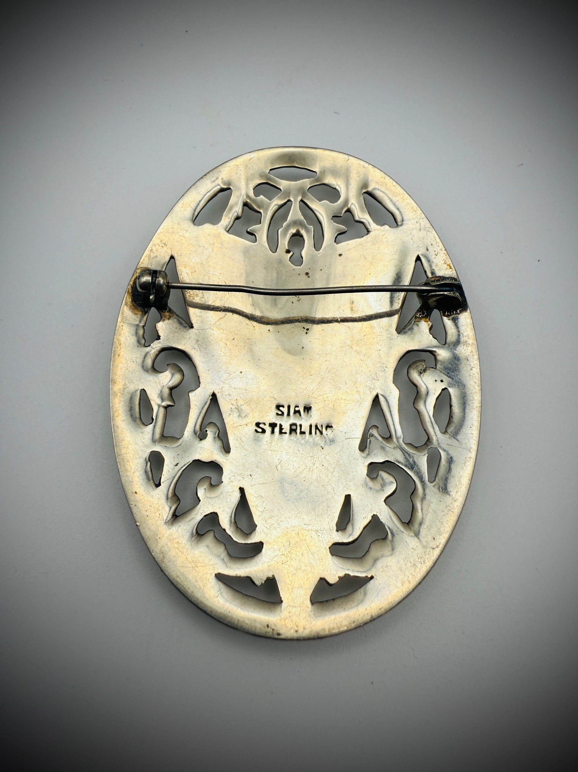 Vintage Siam Niello Lot – Compact, Bracelet (Repair), & 2 Brooches