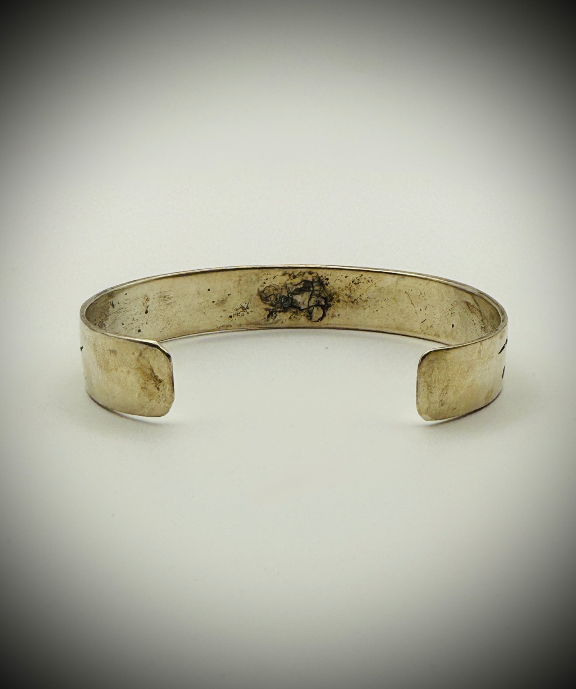 Southwestern Silver Chip-Inlay Cuff (Turquoise & Coral) | Sz 6.5 total | 20g