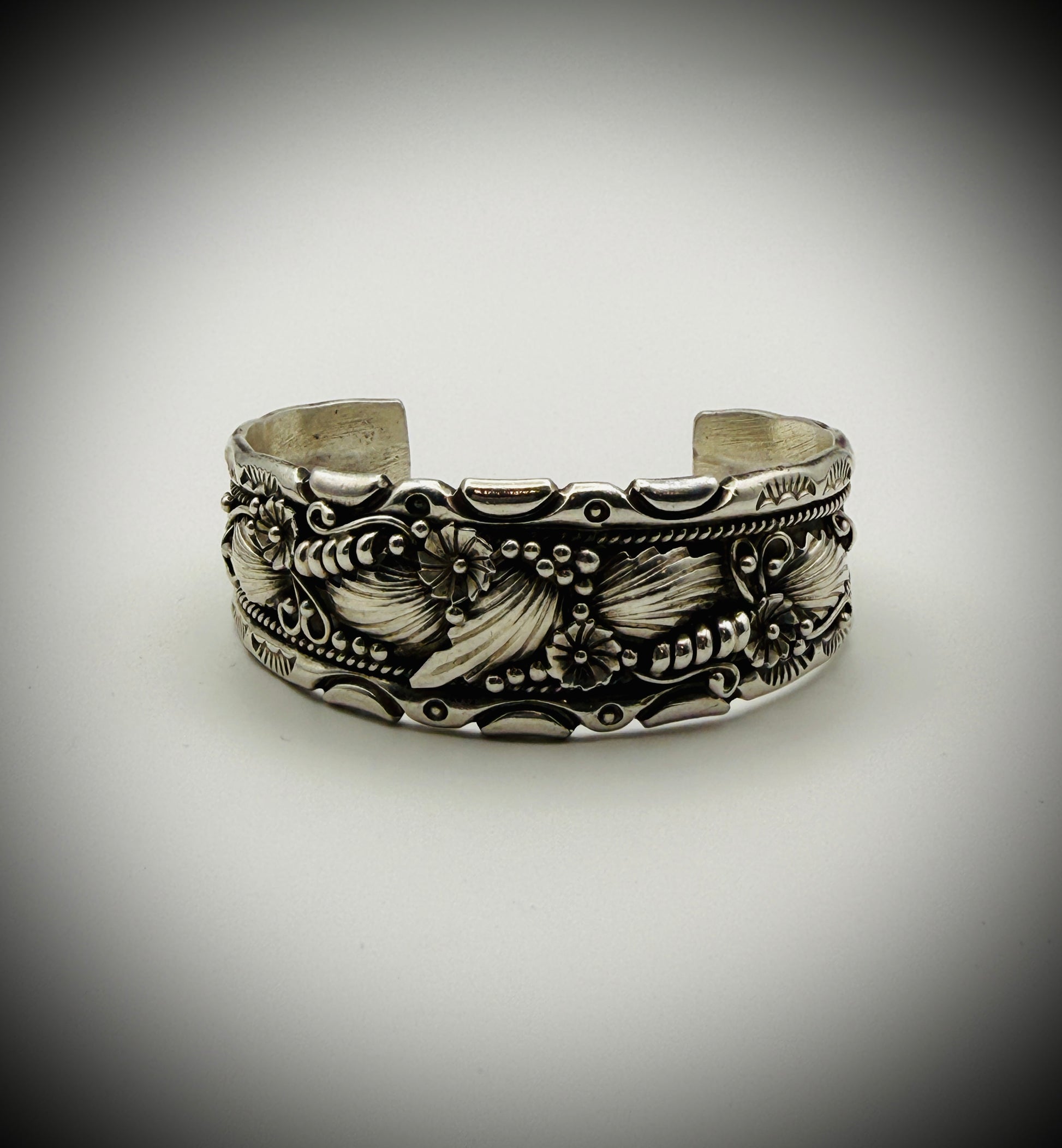 Navajo Sterling Cuff Bracelet — 39g, Sz 6.5" - Artist Signed