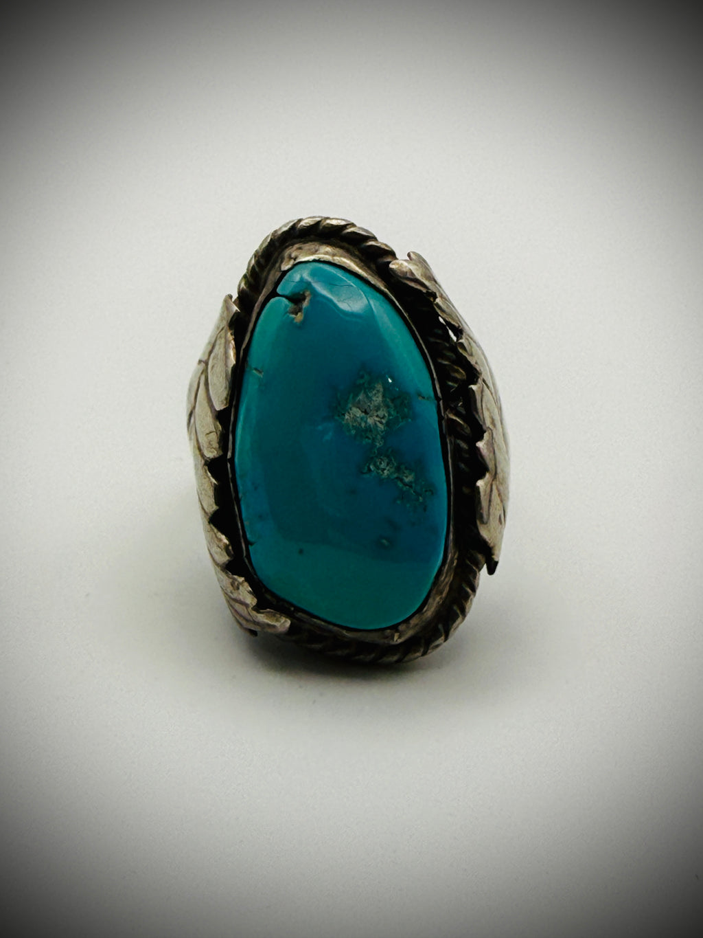 Substantial Vintage Navajo Sterling & Turquoise Statement Ring – Size 8.5, 23g