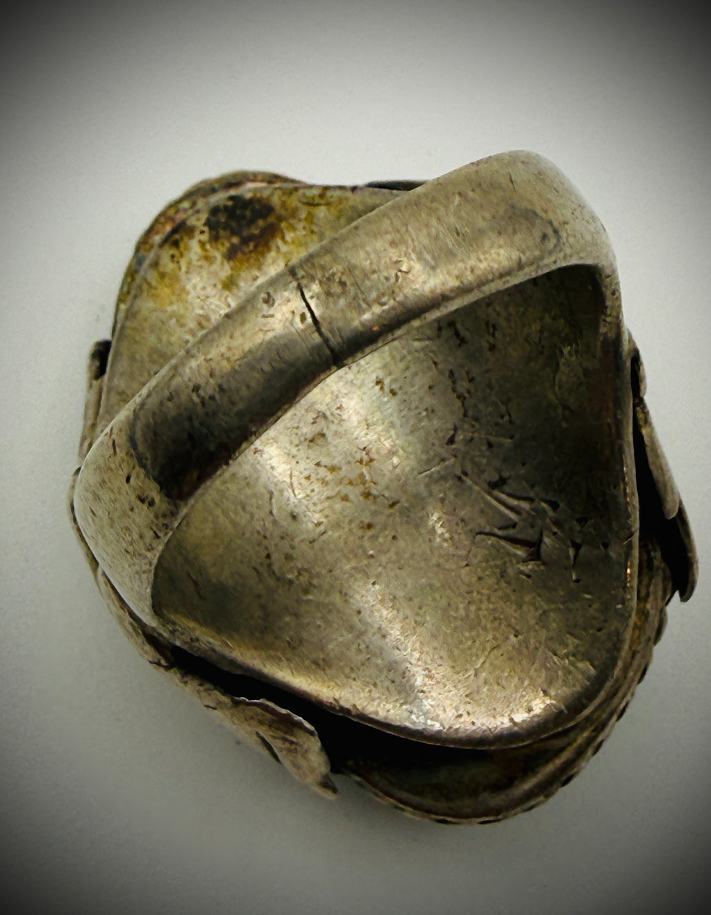 Substantial Vintage Navajo Sterling & Turquoise Statement Ring – Size 8.5, 23g