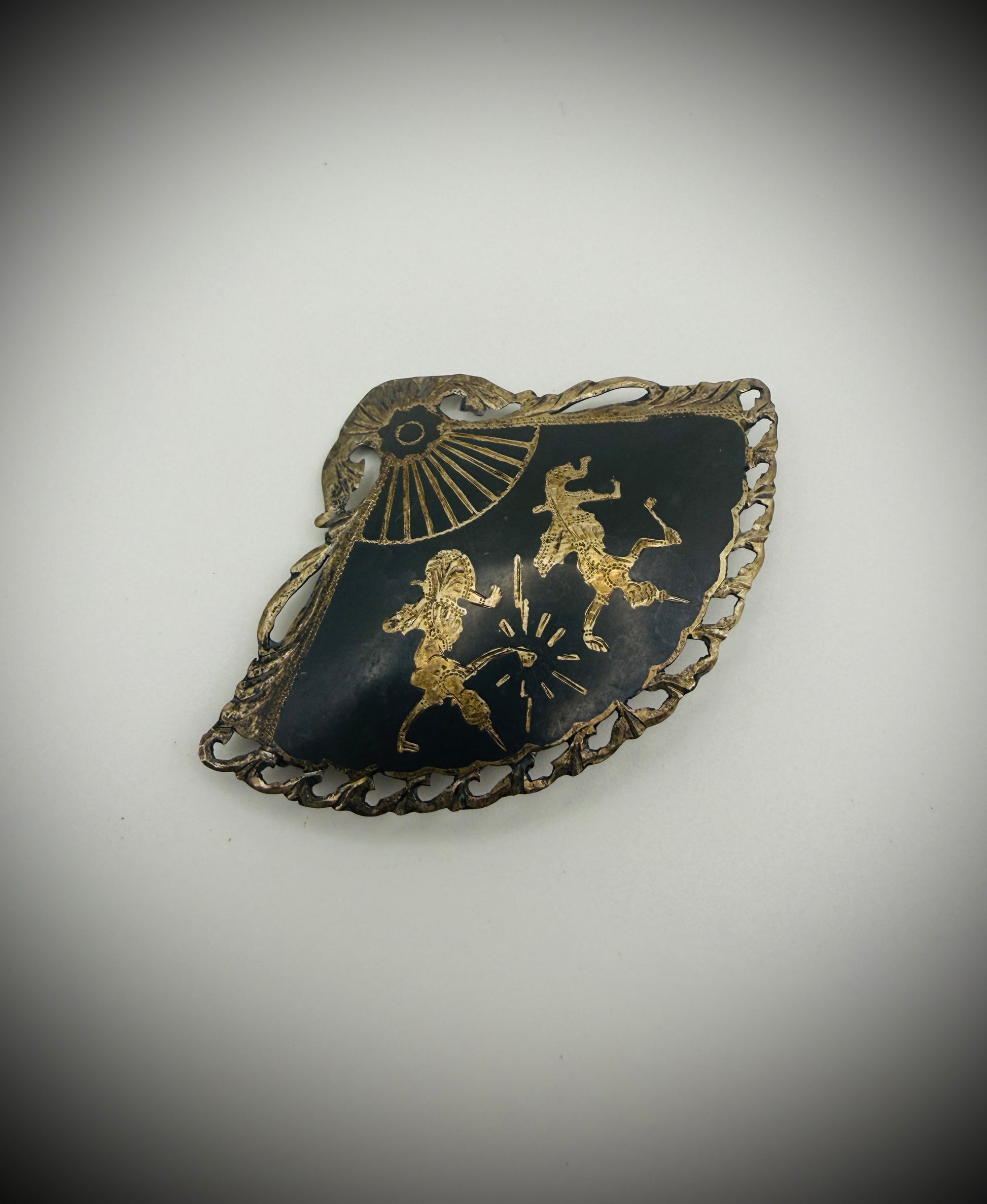 Vintage Siam Niello Lot – Compact, Bracelet (Repair), & 2 Brooches