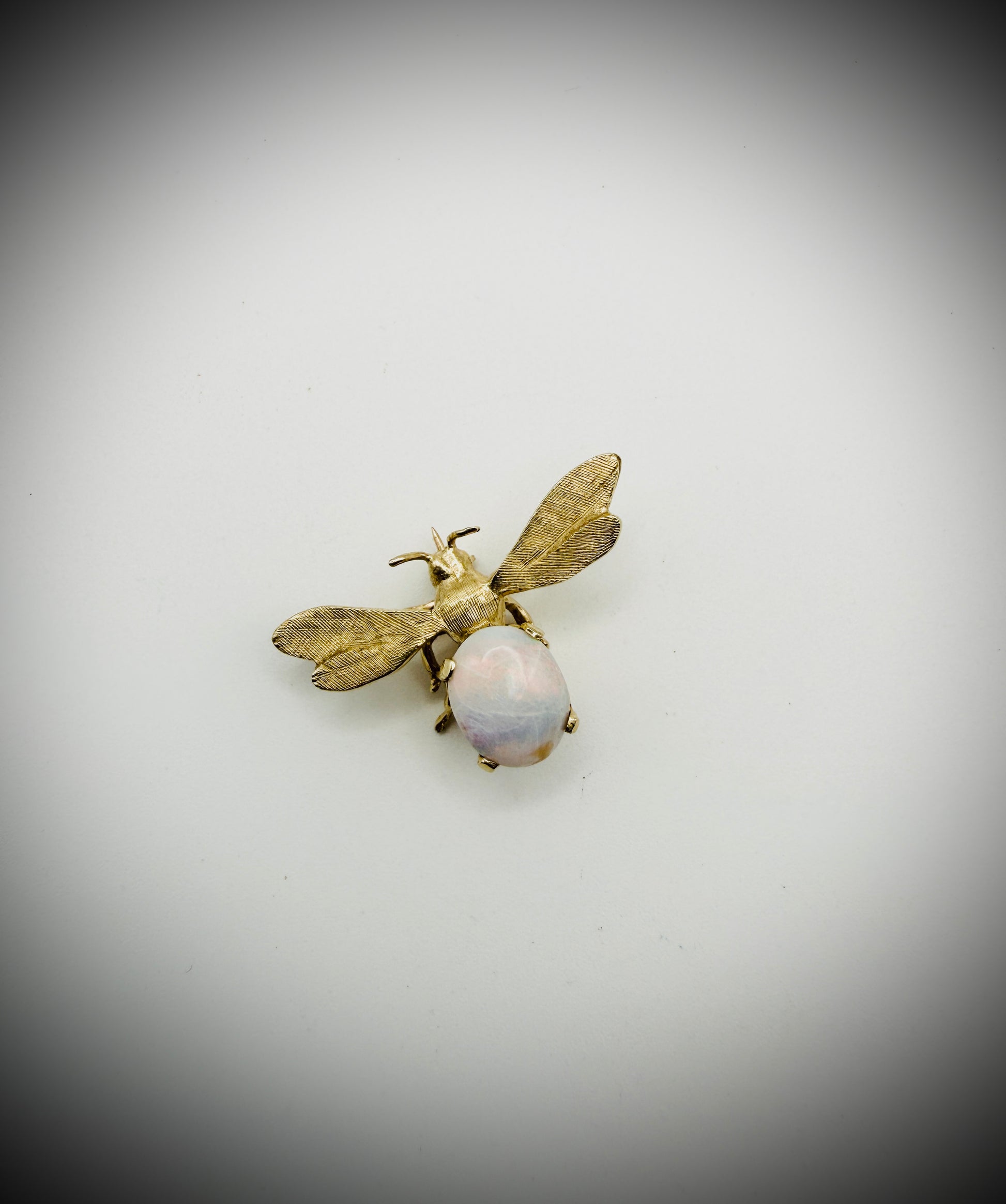 Engel Brothers 14K Gold Opal Bee Brooch Vintage Figural Pin 3g
