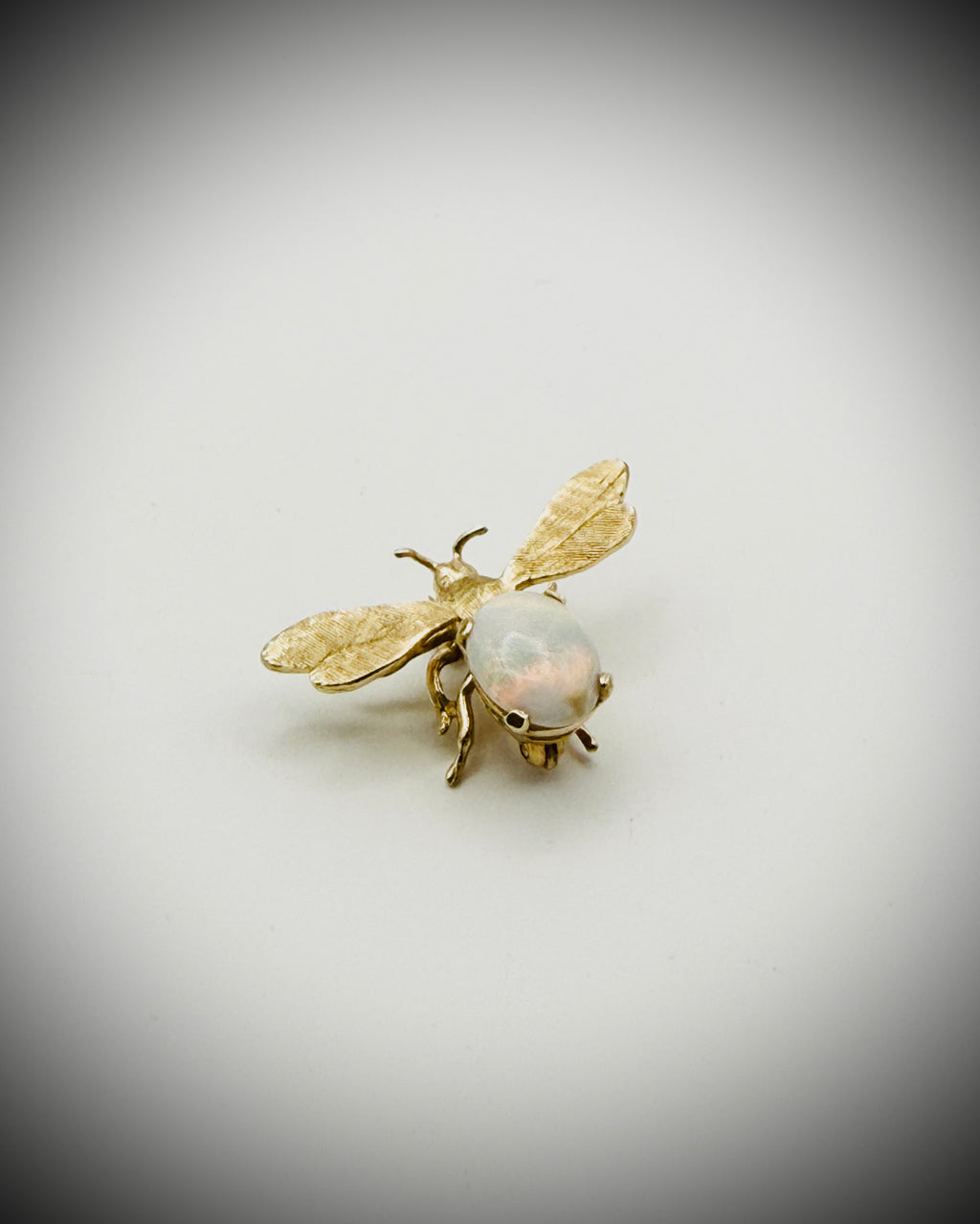 Engel Brothers 14K Gold Opal Bee Brooch Vintage Figural Pin 3g