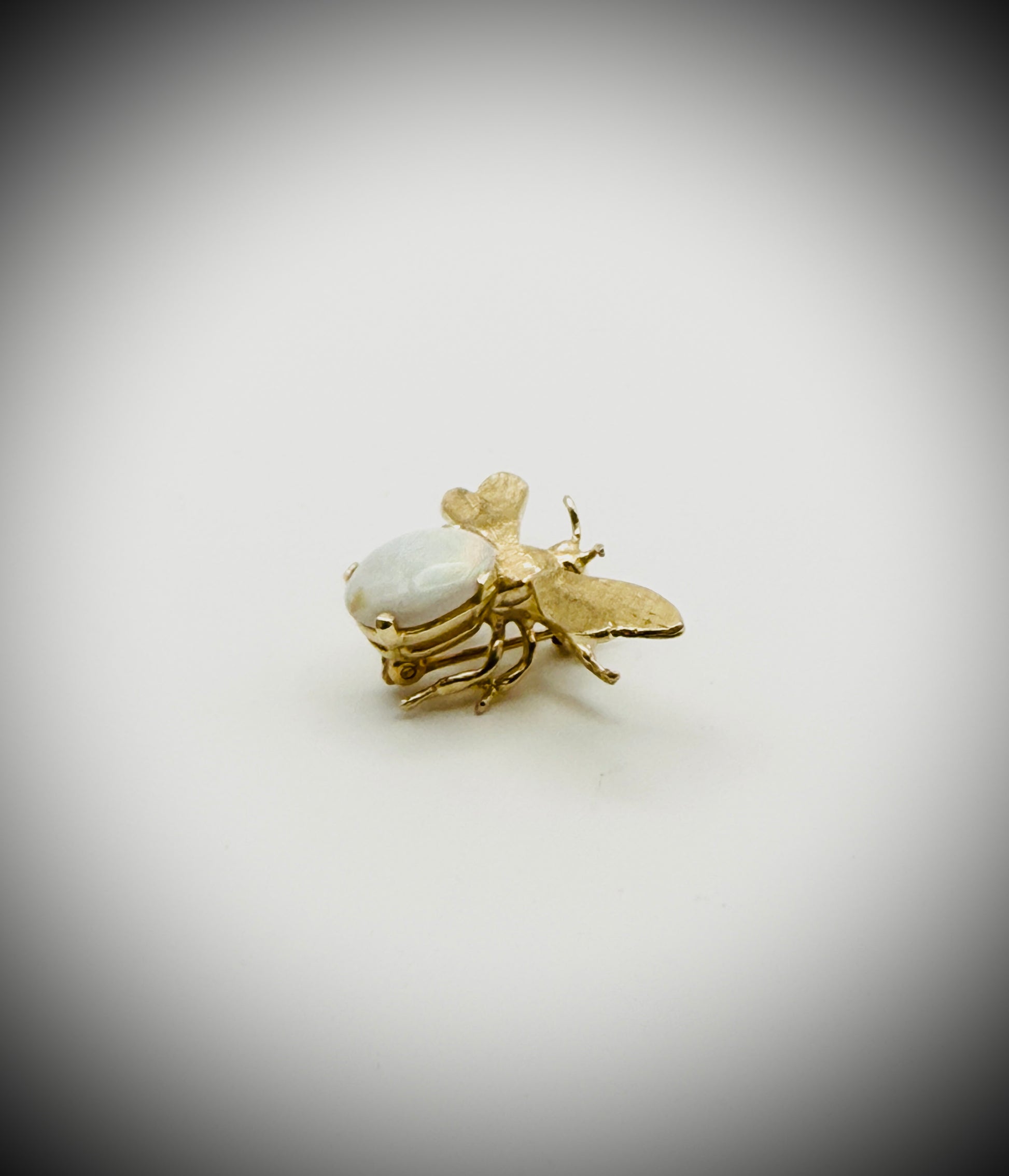 Engel Brothers 14K Gold Opal Bee Brooch Vintage Figural Pin 3g