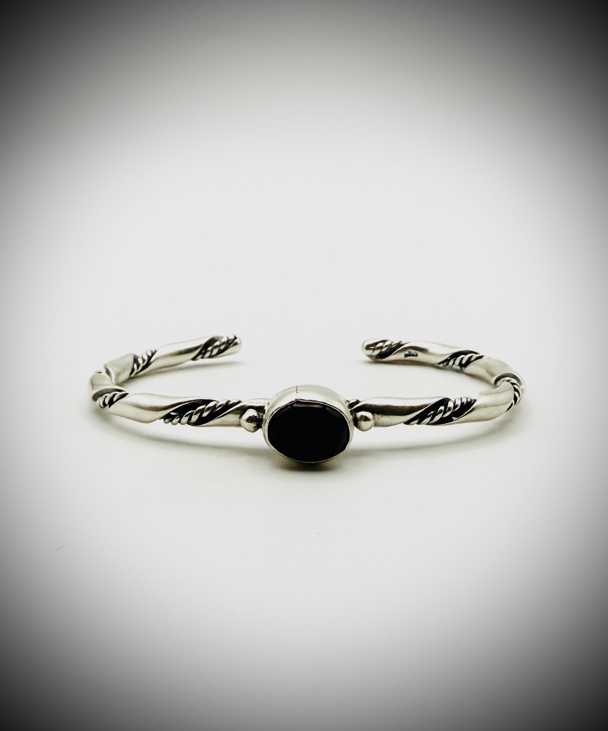 Sterling Twisted Rope Black Onyx Cuff Bracelet 6" 14g