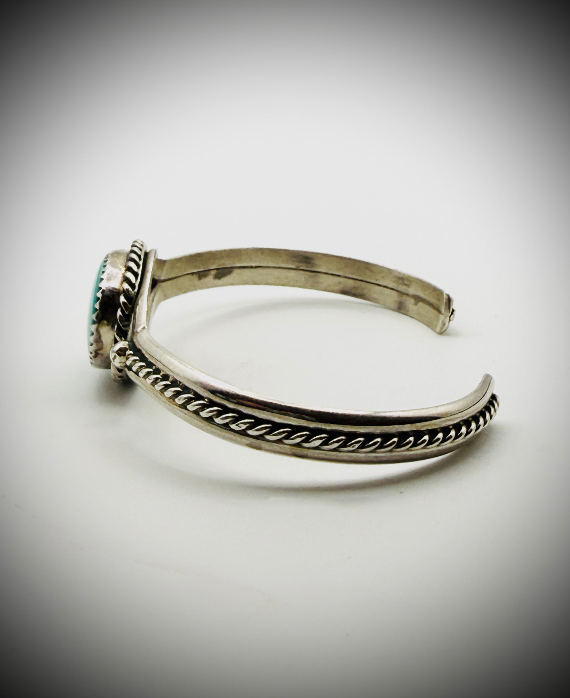 Vintage Sterling Turquoise Split-Shank Cuff, Size 6.25