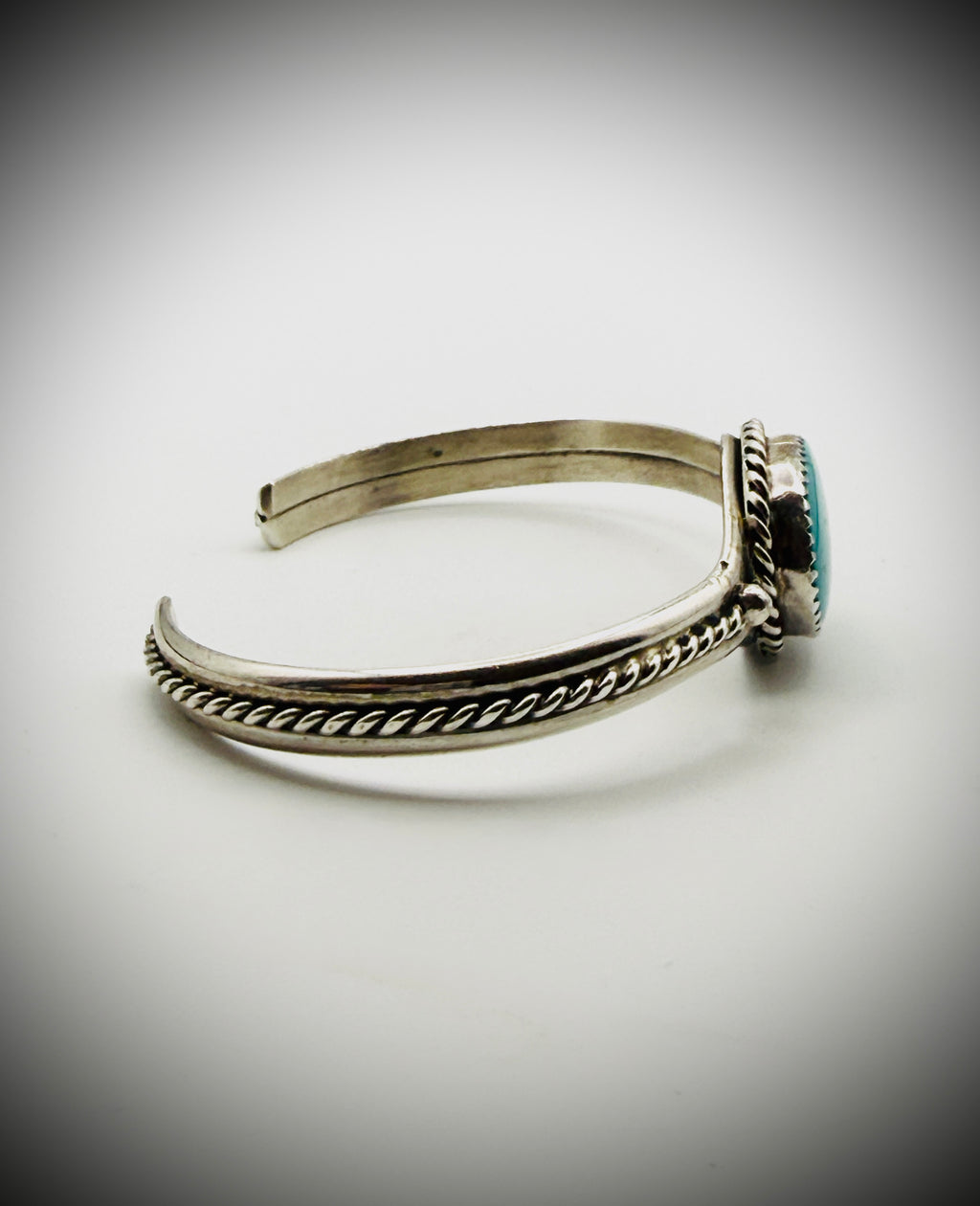 Vintage Sterling Turquoise Split-Shank Cuff, Size 6.25