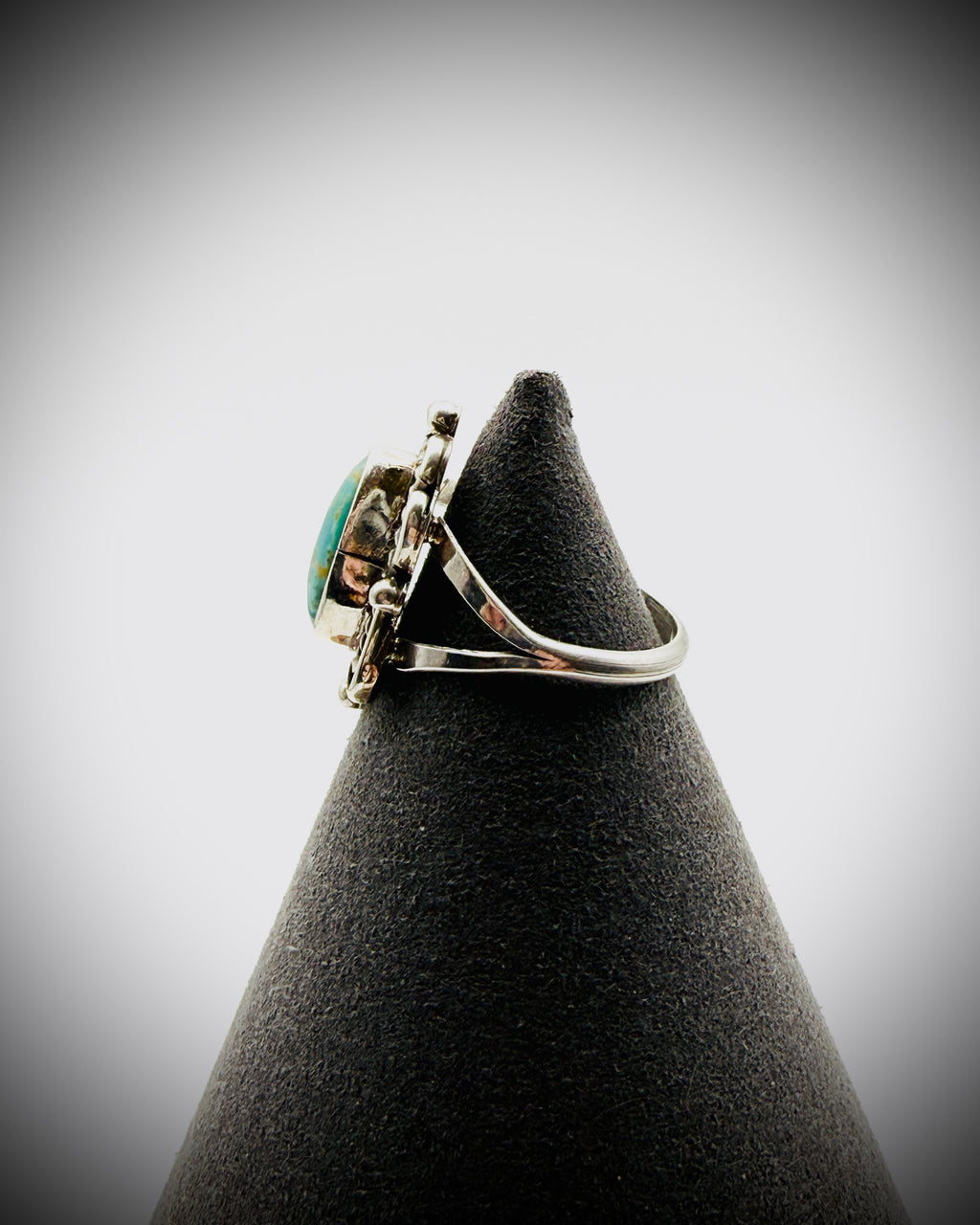 Priscilla Smith Navajo Turquoise Ring Sz 8.25