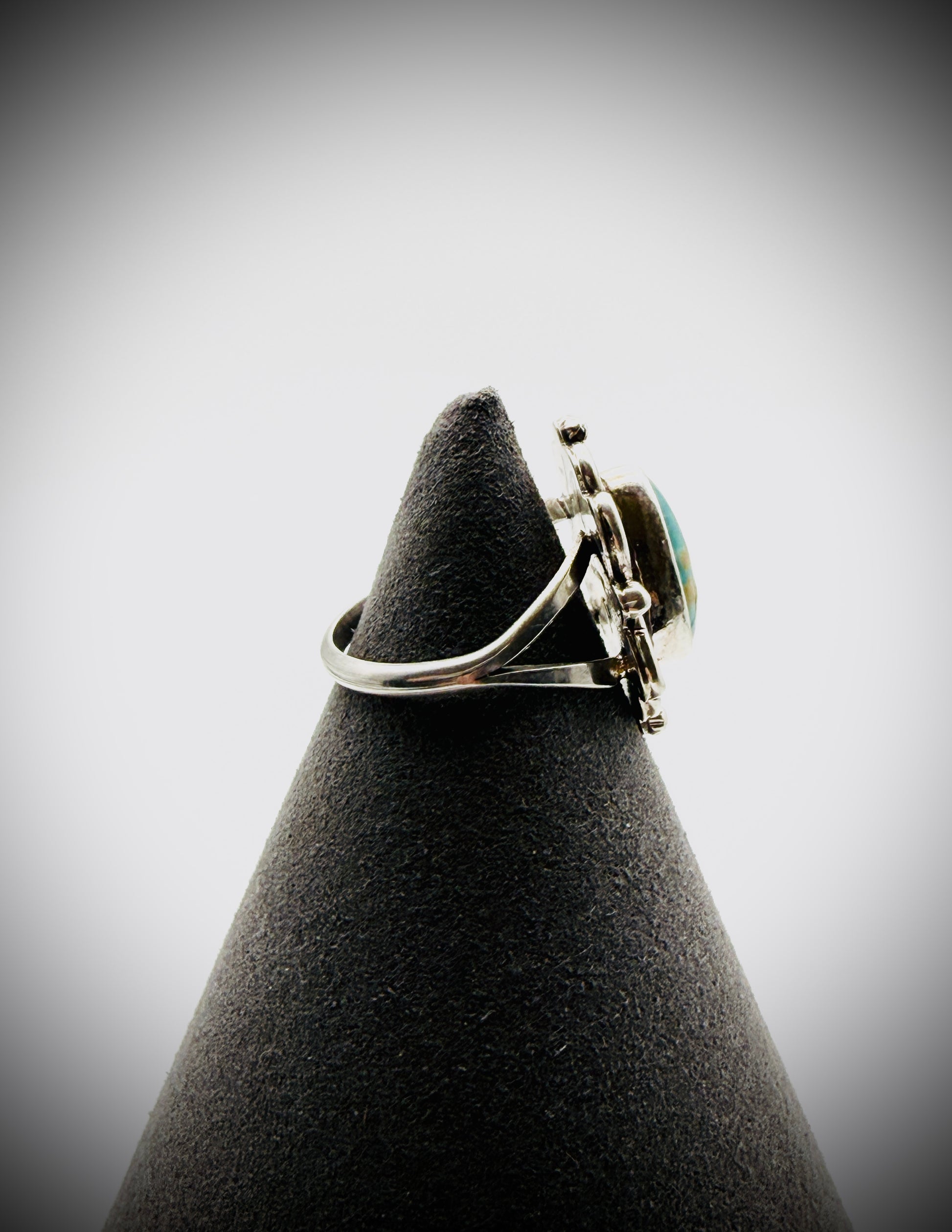 Priscilla Smith Navajo Turquoise Ring Sz 8.25