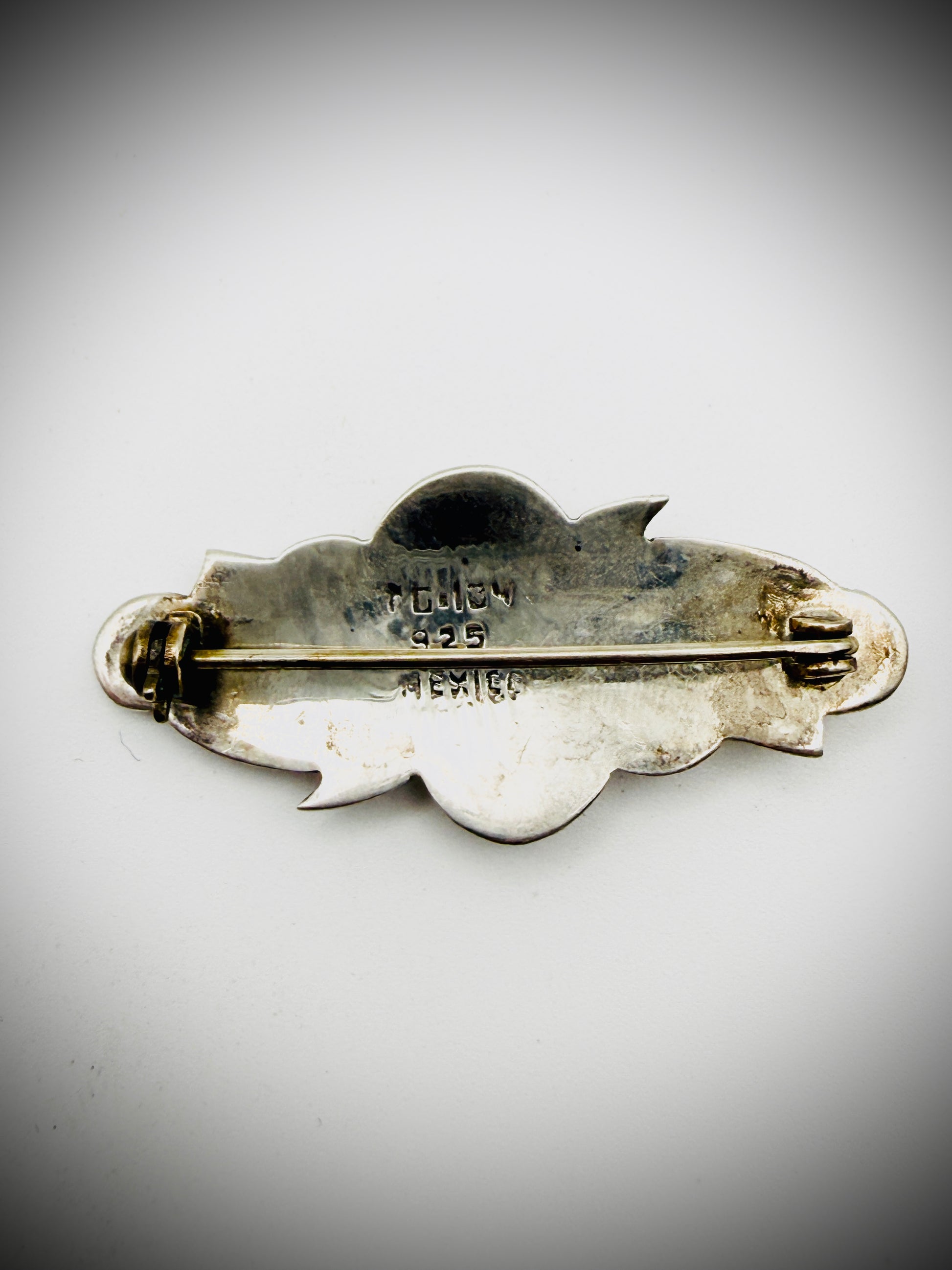Vintage Mexico 925 Sterling Black Onyx Scroll Brooch Pin