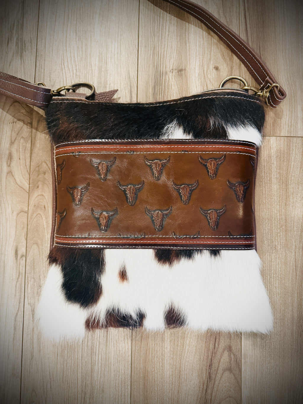 DCD “Shania” Tricolor Cowhide + Buffalo Skull Leather Crossbody | NWOT