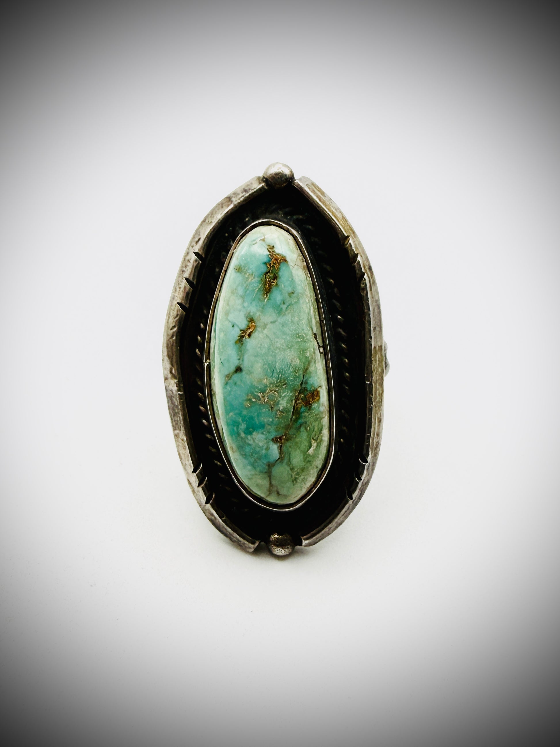VINTAGE STERLING SILVER TURQUOISE RING | SIZE 4