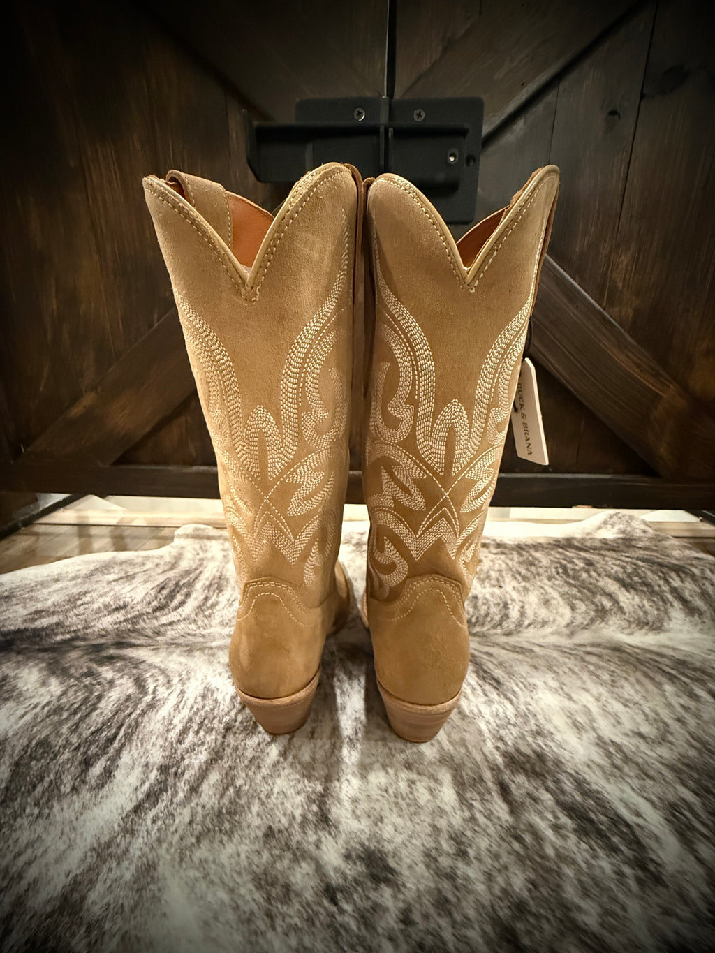 BUCK & BRANA TESSA BEIGE TALL WESTERN BOOTS NWT SIZE 7.5