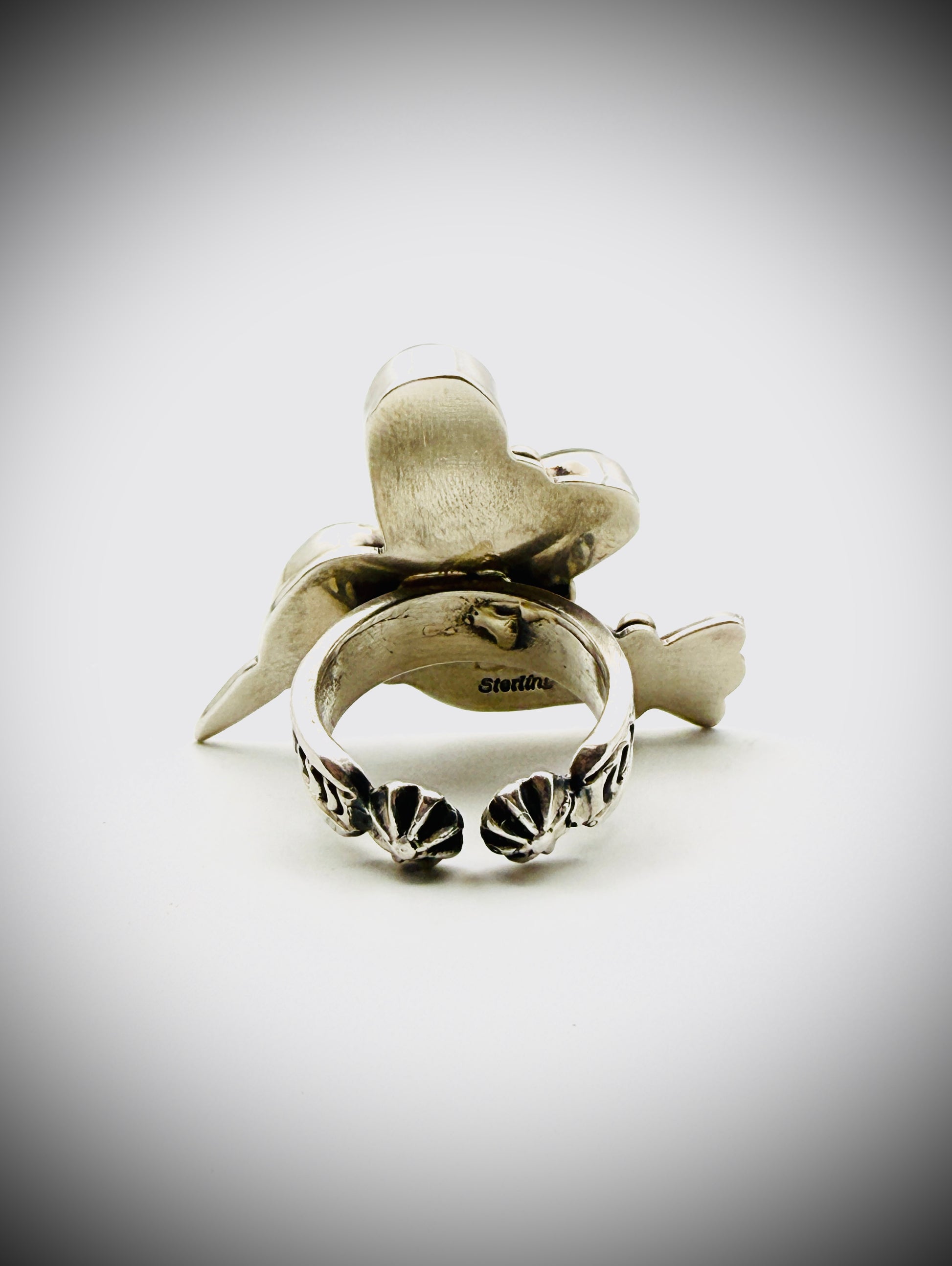 STERLING SONORAN GOLD TURQUOISE HUMMINGBIRD RING Signed "DY"